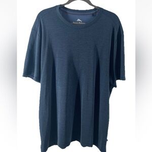 Tommy Bahama Men's XL Blue
Micro Stripe Crew Neck
Performance Shirt Casual
Golf